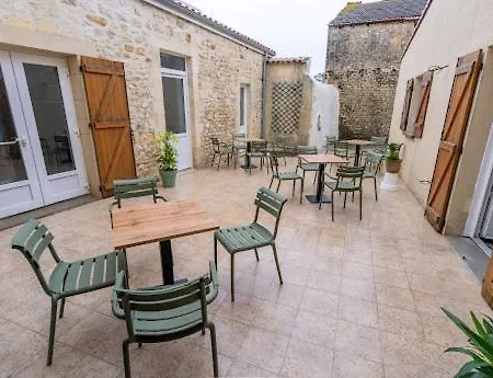 L Des Marais * Saint-Just-Luzac